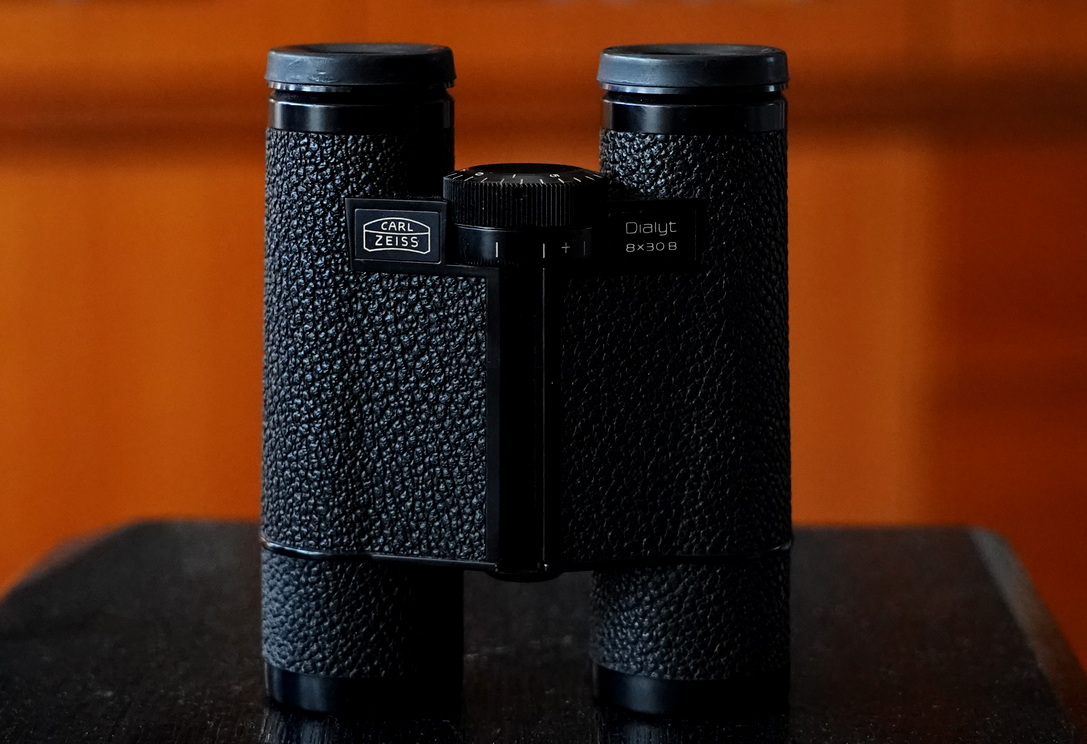 二战时期的军用高倍望远镜,世界上最值得收藏的军用望远镜