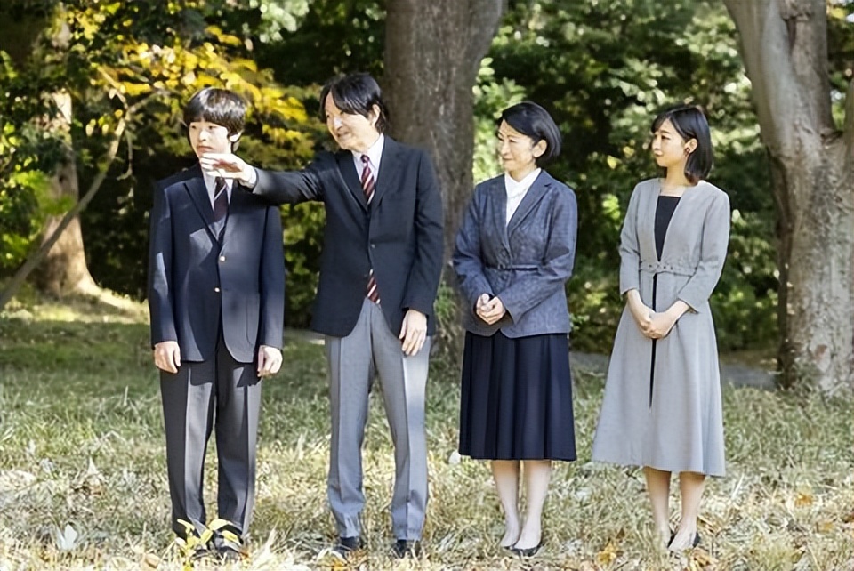 日本悠仁小王子现状,日本皇室悠仁小王子穿和服