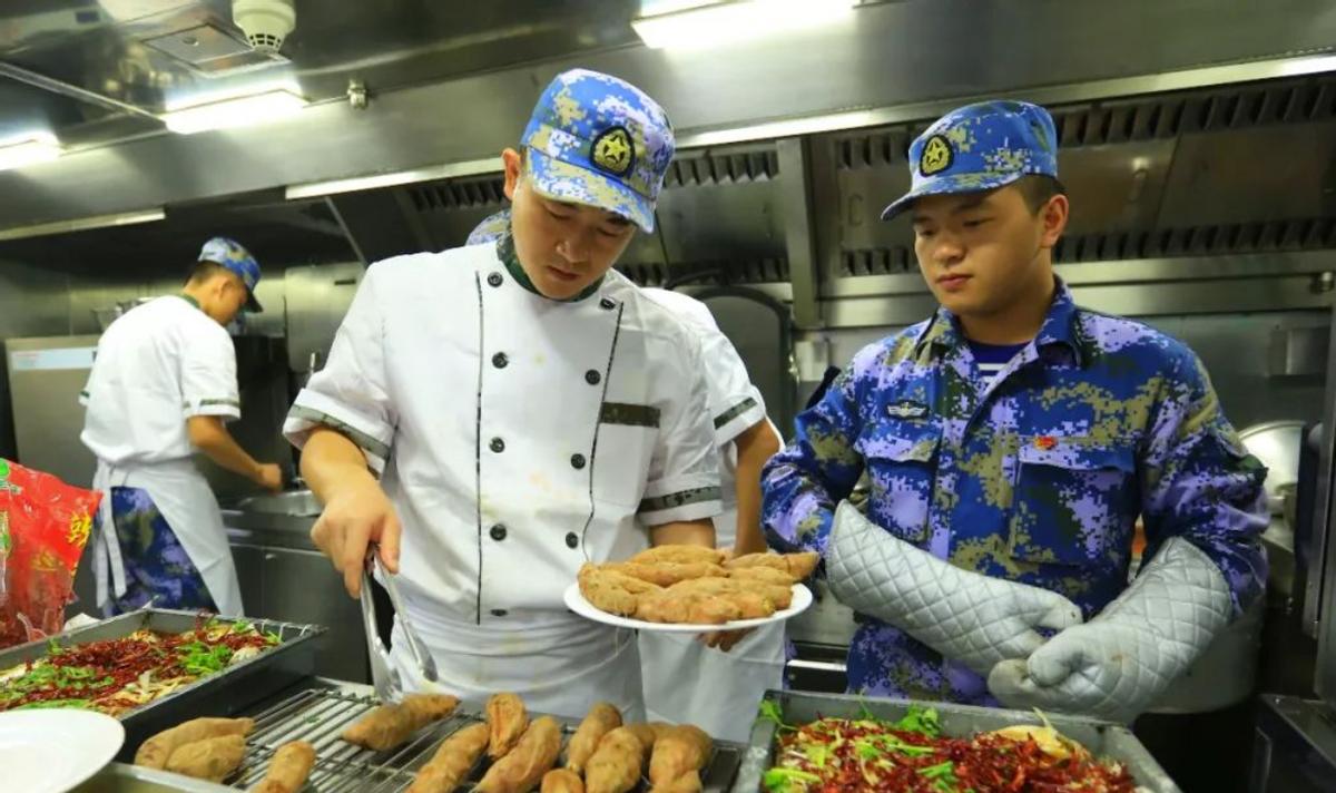 潜艇兵的生活环境,潜艇兵一年下潜多少天