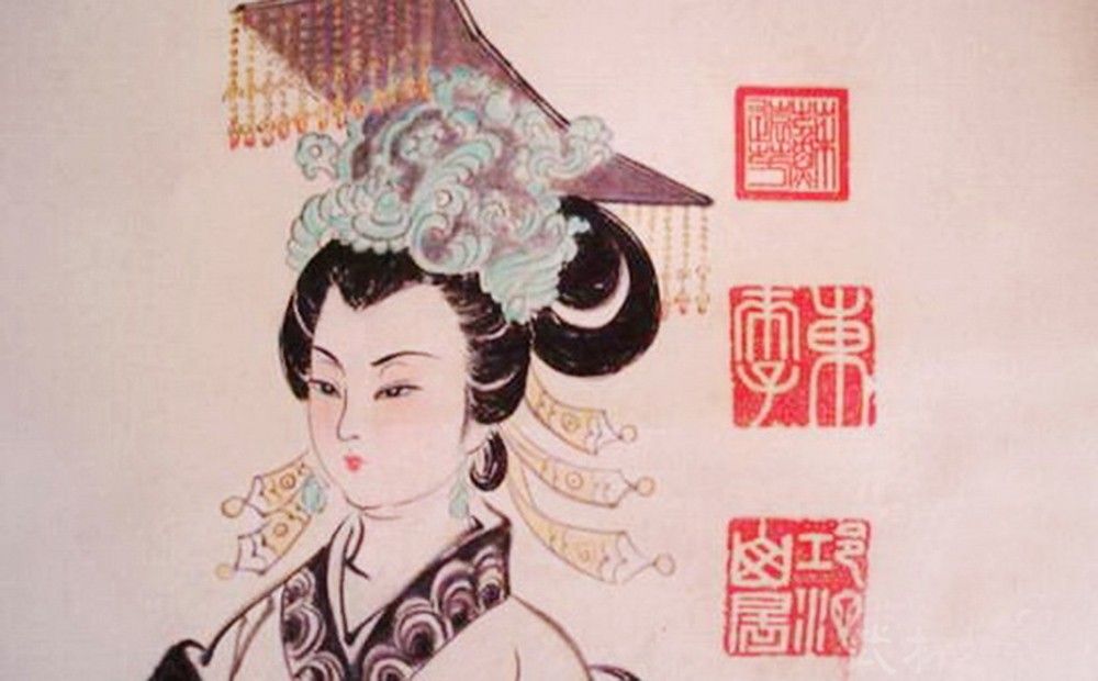 孤凤展翅腾龙位，弱女挥手伏众臣。浅析养颜秘方，探古代长寿秘诀