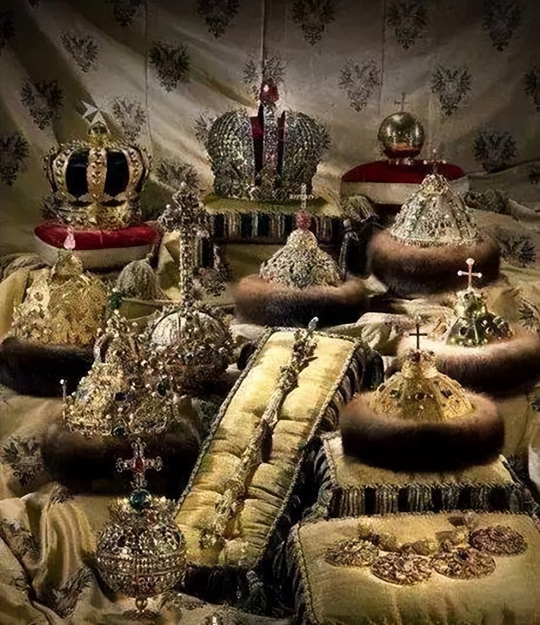 俄罗斯皇室珍宝,俄罗斯皇室珠宝到底有多豪