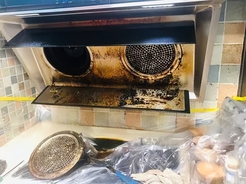油烟机里面油污厚重怎么清洗,油烟机污垢太厚怎么弄
