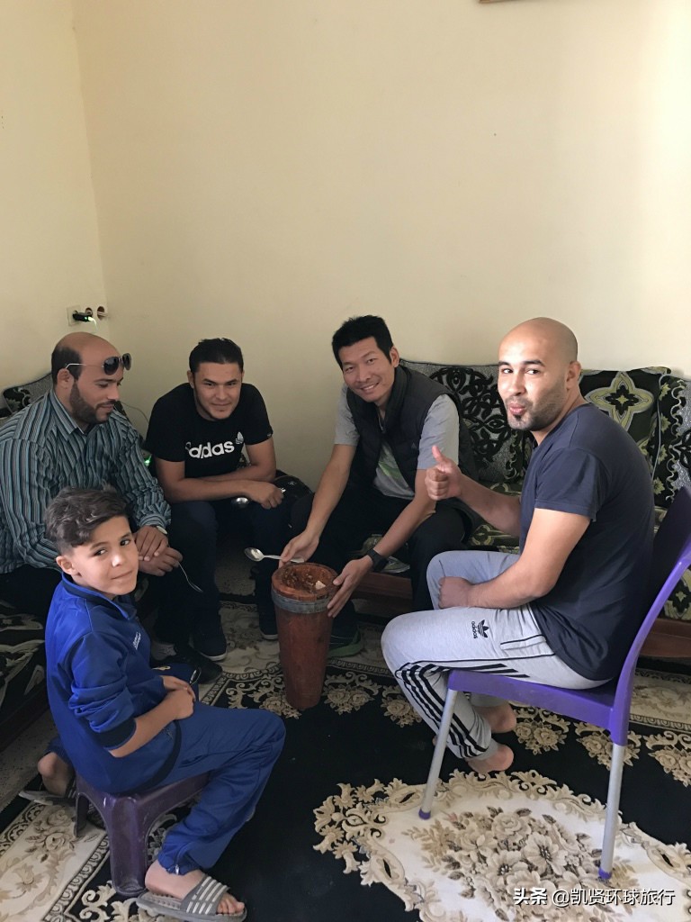 品味撒哈拉的传统食物，沙漠足球，在撒哈拉之港-布萨达（下）