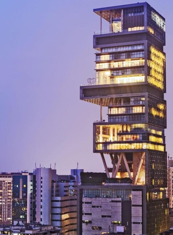 印度富豪妻子鼻环价值3亿,印度首富给妻子的手机壳