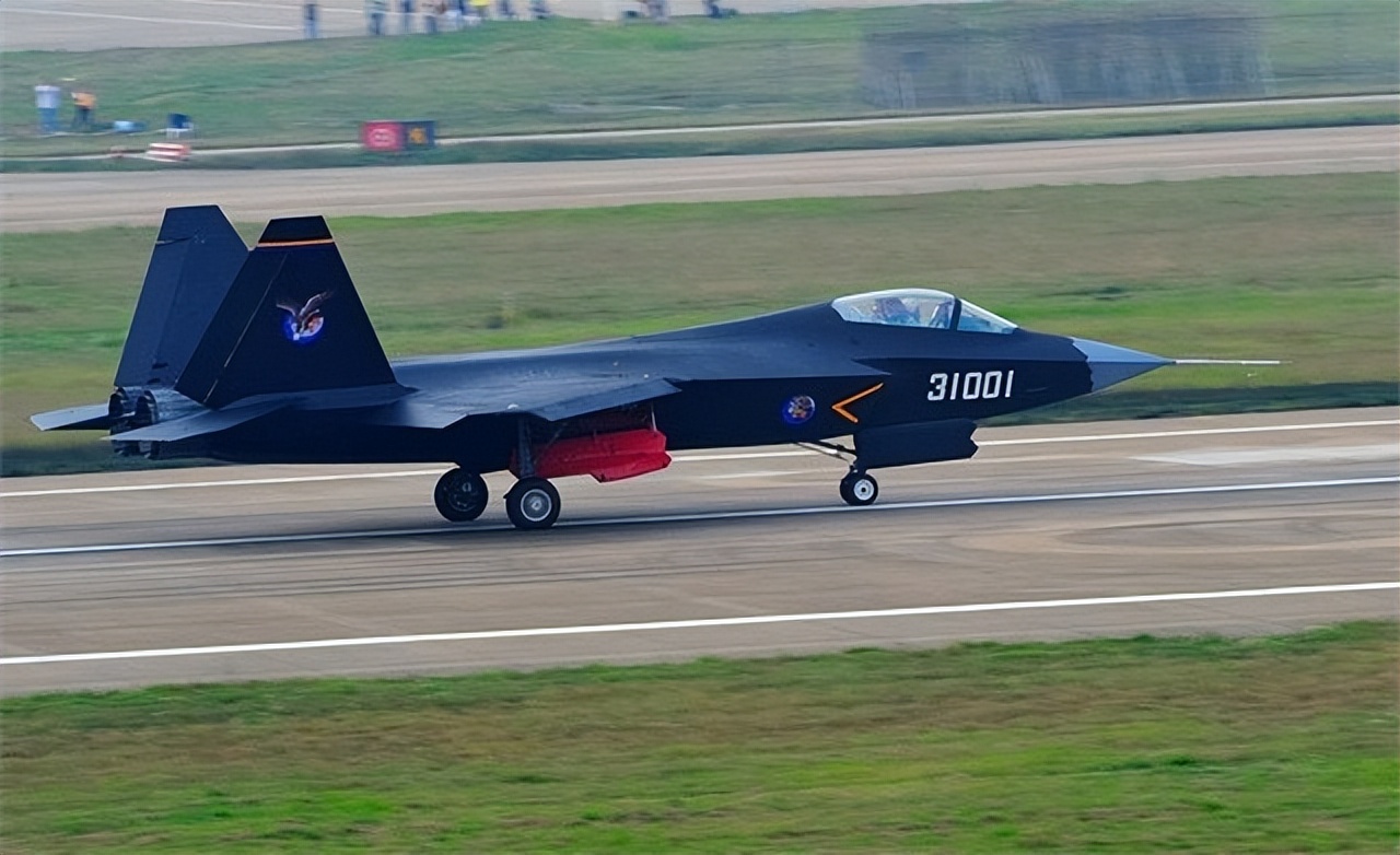 我国为何不惧美国威胁，未来三军将会再创新高，军事实力会有多强