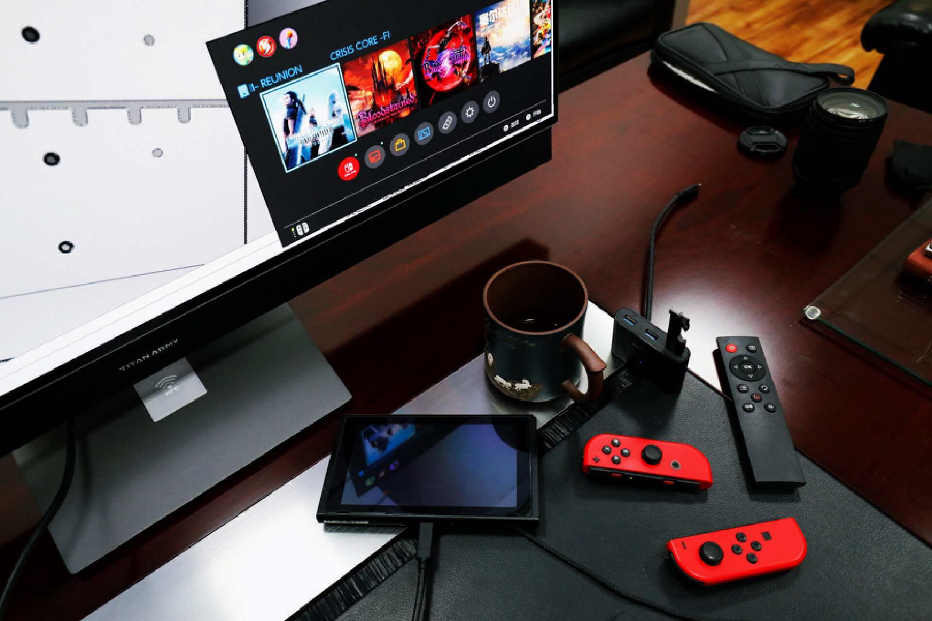 高端电脑显示器一体42.5寸,老板用27寸显示器