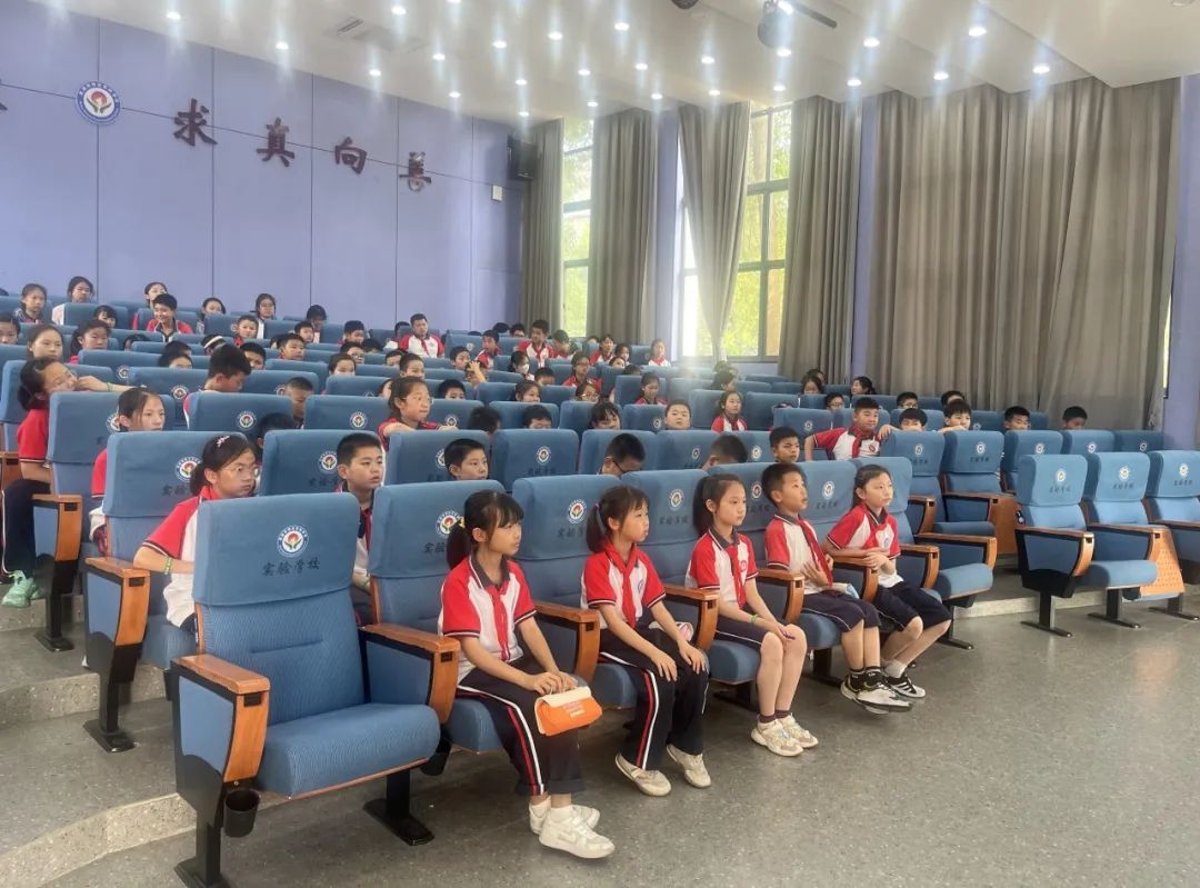 护航青春远离性侵,远离性侵护航青春心得体会