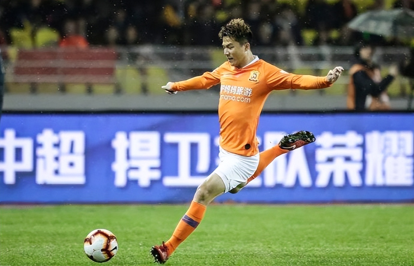 武汉卓尔李铁阎志,武汉卓尔最新消息阎志