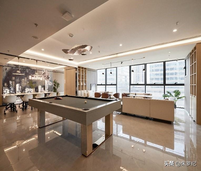 转型背景下房地产企业创新之路,转型房企未来前景