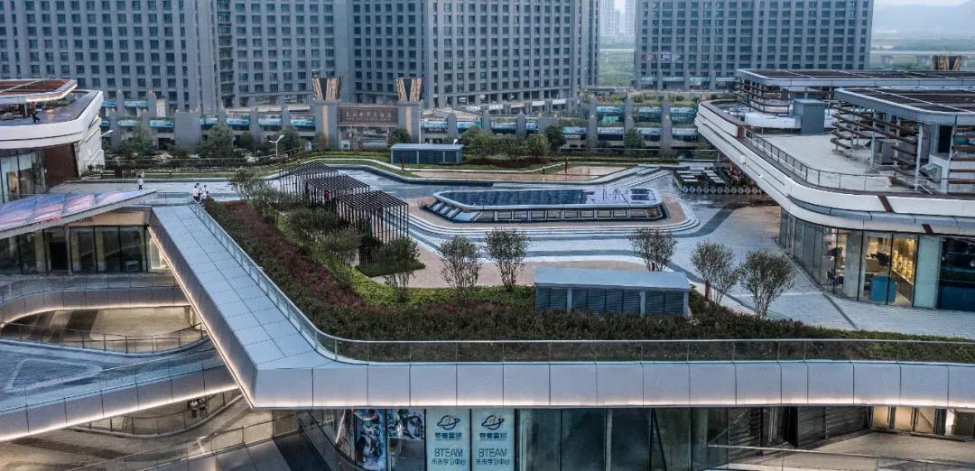 珠海金湾华发商都,珠海金湾华发商都中心湖