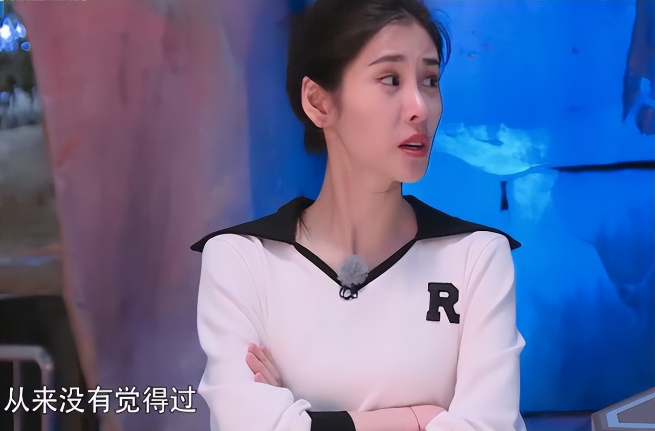 摊牌了！白小白《天赐》舞台公布已婚，被曝育有一女，网友：恭喜