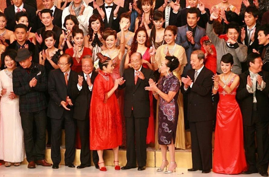 内娱“四大小生”，有人“家暴”绯闻缠身，有人“不务正业”