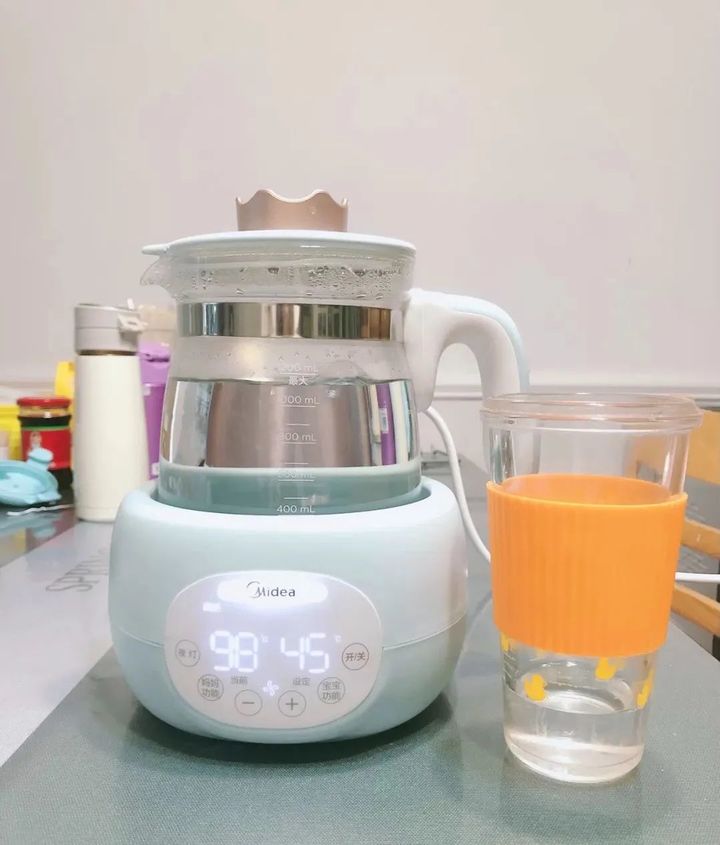 9件实用不鸡肋的母婴好物分享！孕妇枕、恒温水壶、吸奶器上榜