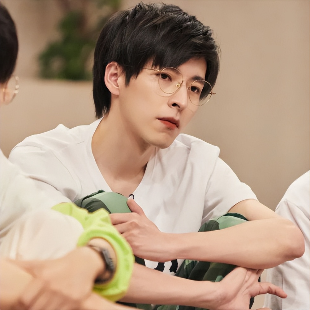 欢迎北大校草郭文韬,郭文韬谈北大和清华