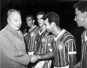 领袖们的足球往事，毛主席也曾做过守门员