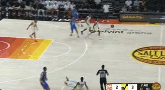 霍姆格伦首秀雷霆轻取公牛,87霍姆格伦夏联首秀砍下23分