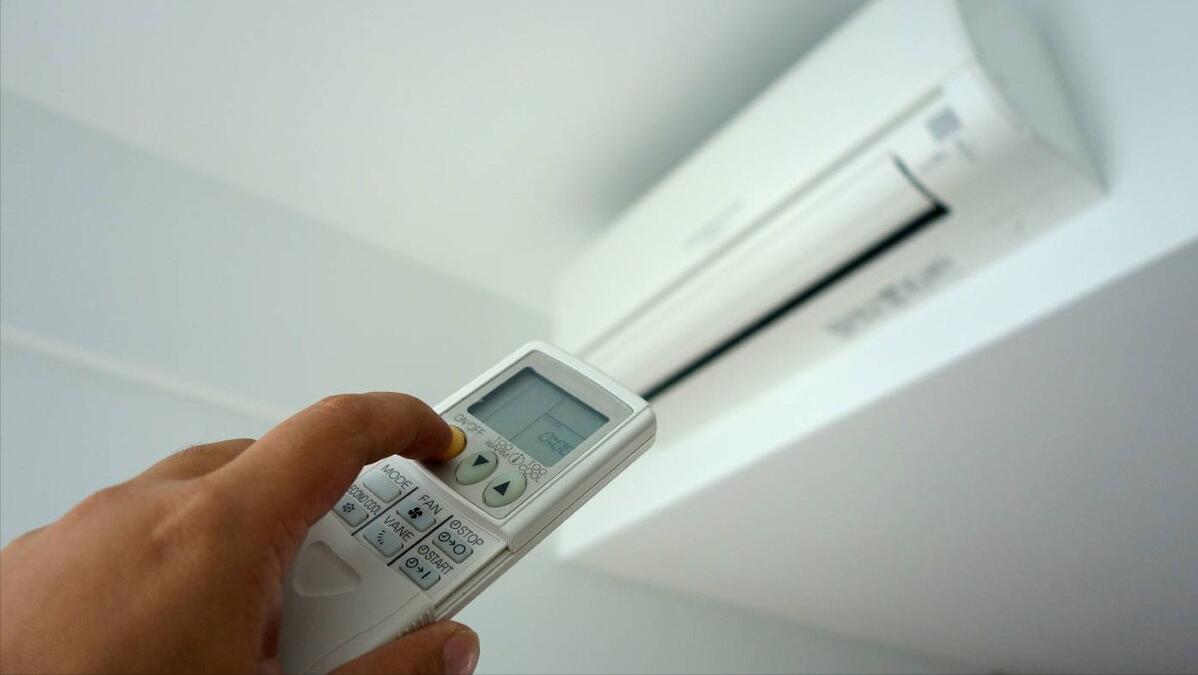 空调维修猫腻多,空调维修师傅一般检查费用