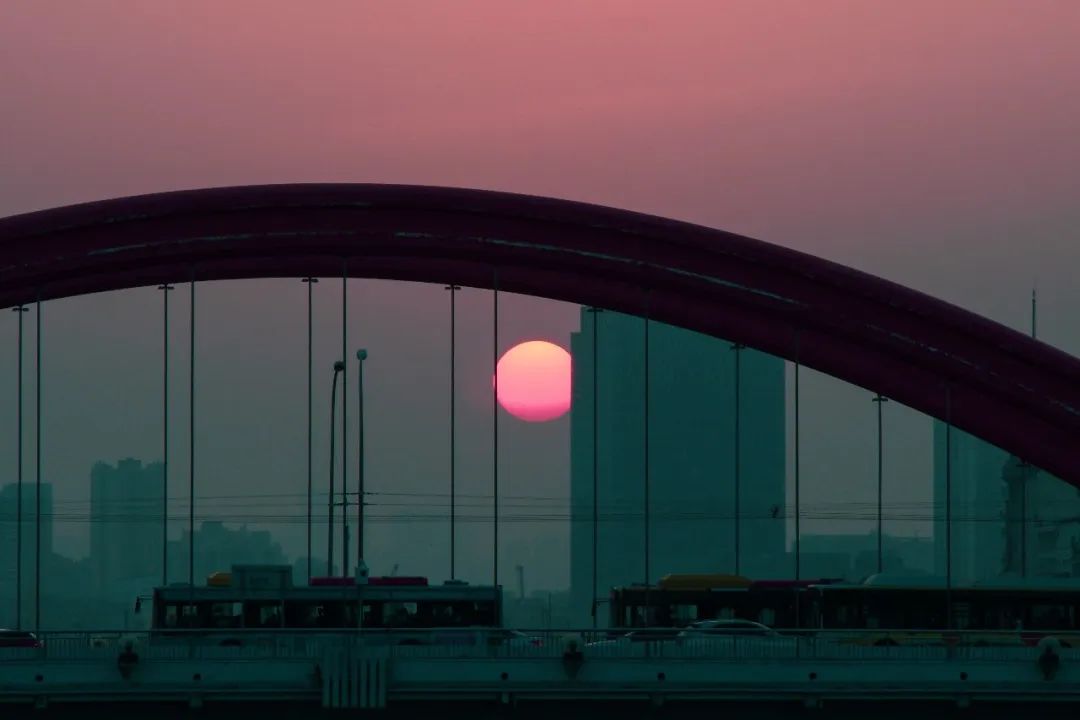 白云说：“广州乐土”“后发优势”，你在赞我还是diss我？