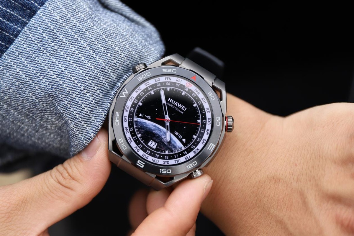 华为watchultimate对比watch4,华为表王watchultimate