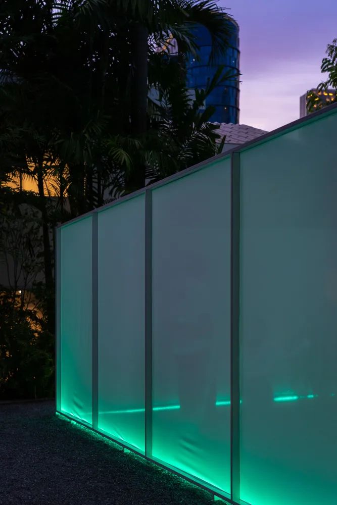 导光板与导光条区别,导光板材质有哪些