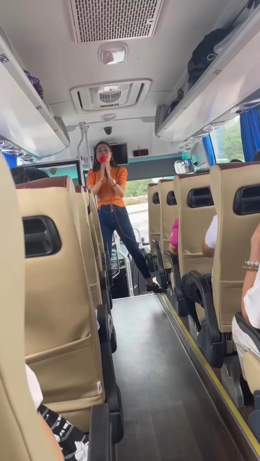 这样的导游真有意思太幽默了,遇到这样的导游满满的安全感