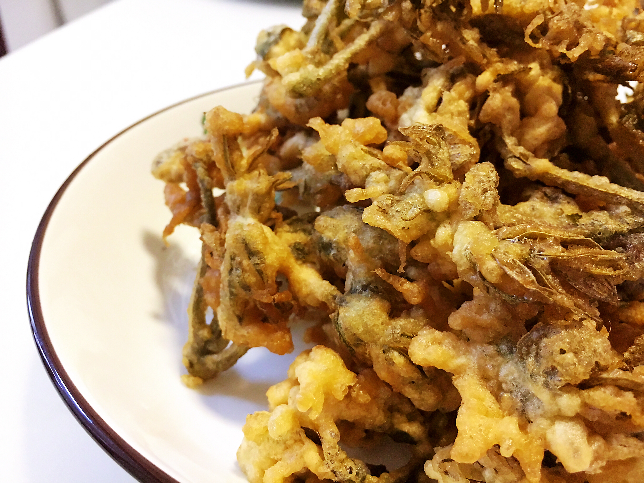 油怎样才能炸酥,如何保持油锅炸的食品酥