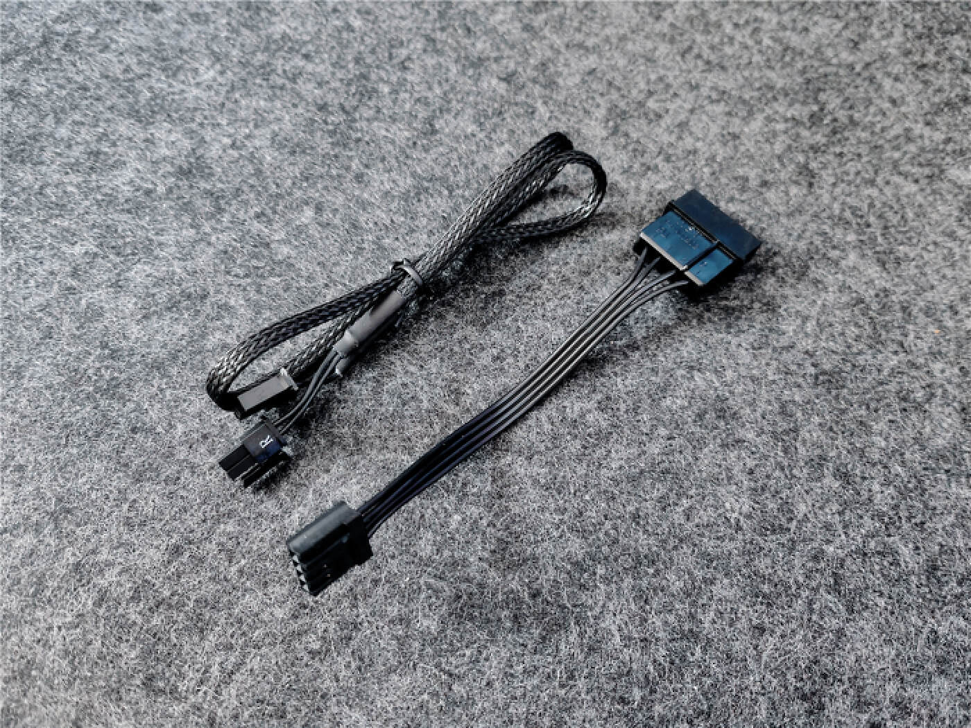 安钛克金牌全模组750w拆解,安钛克白金电源