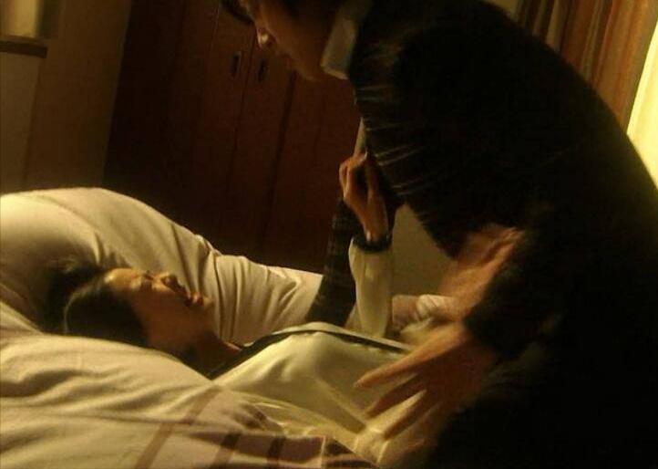 2018年，13岁少女被大伯强奸3年，母亲不阻止也不报警，原因何在