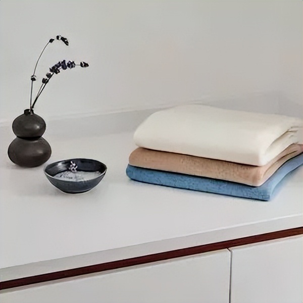 羊绒衣物的洗护方法,羊毛羊绒如何护理