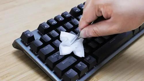 键盘出现无法定位输入点怎样解决,键盘没坏打不了字怎么回事