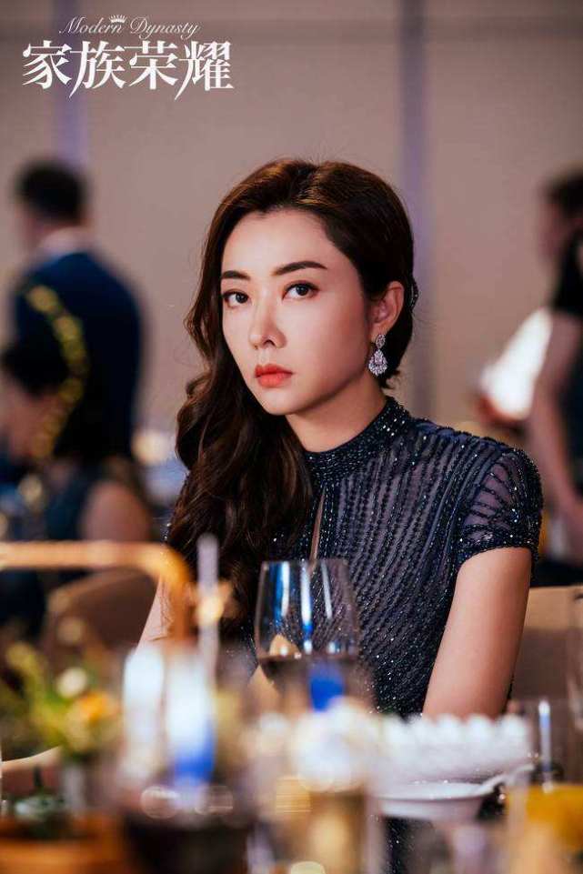 家族荣耀大嫂太伤心,家族荣耀大嫂被揭穿陷害三嫂粤语