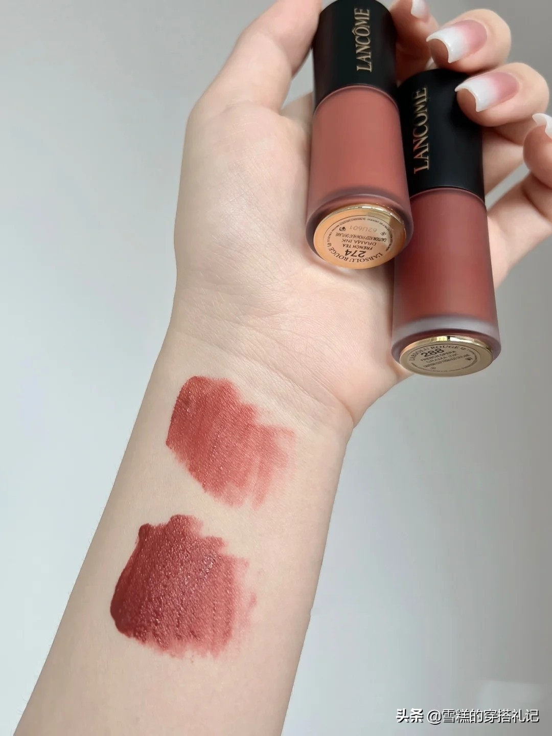 怎么化淡妆显气色,女人应该简单化个淡妆就很好看