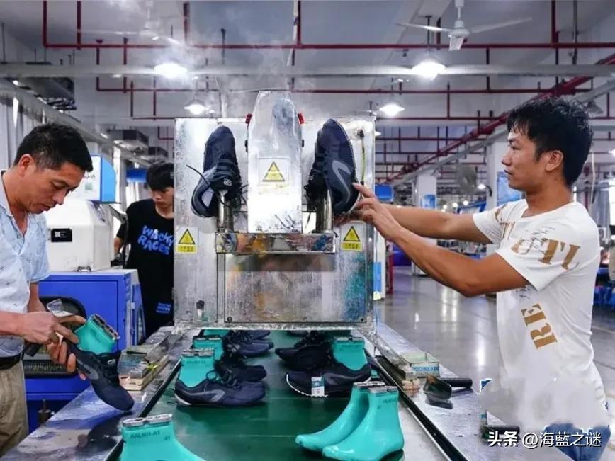 穷小子被老板救助,穷小子被善良大姐救下后续