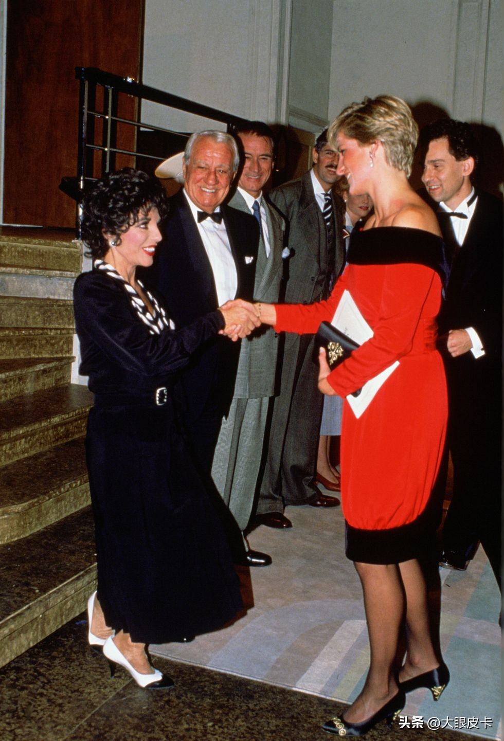 戴安娜王妃最美的十张照片,戴安娜年轻时的照片