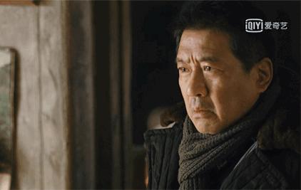 警察看见丁勇岱拔枪,丁勇岱现实遇警察