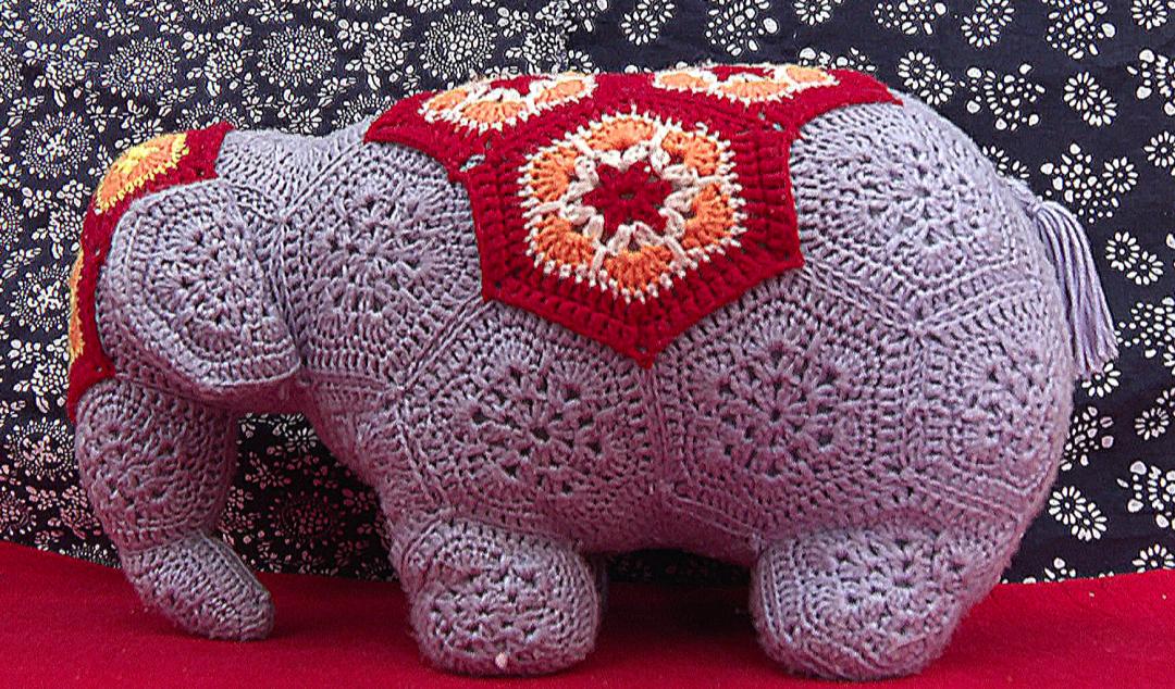 临朐县非遗钩针编织技艺传承人,临朐非遗钩织的报道