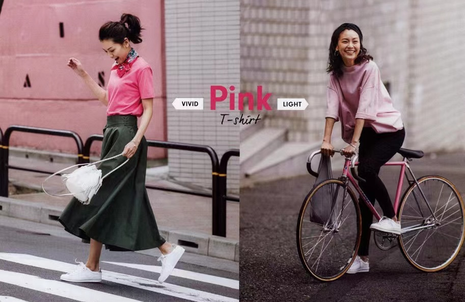 女生穿运动鞋最时尚的穿搭,白体恤怎么搭配裙子运动鞋