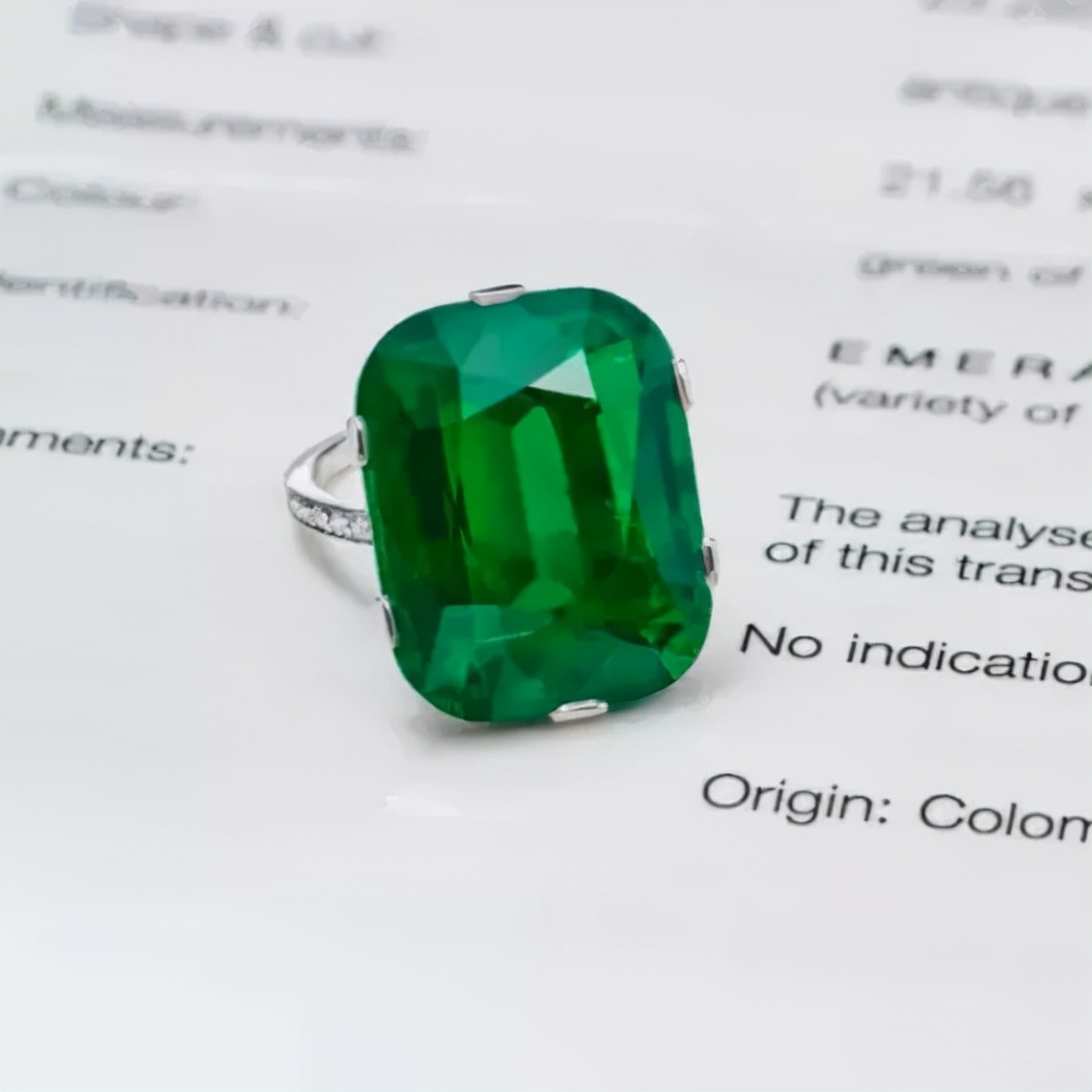 彩色宝石拍卖,最好的紫色蓝宝石拍卖价格