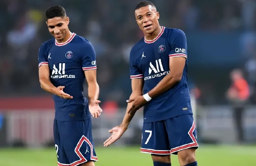 足坛绝代双骄姆巴佩,法国足球姆巴佩最美时刻