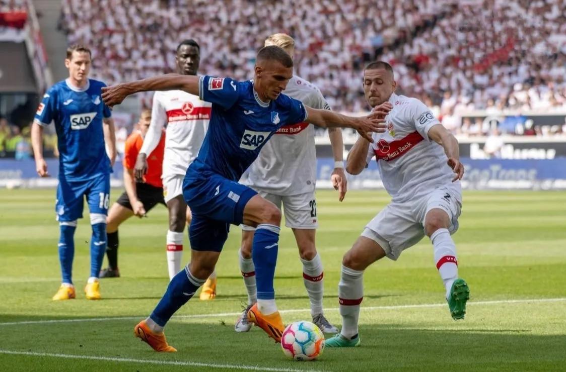 德甲多特6-0狼堡回放,德甲多特被拜仁击败