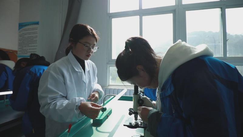 赓续红色血脉践行铸魂育人使命,赓续三线精神