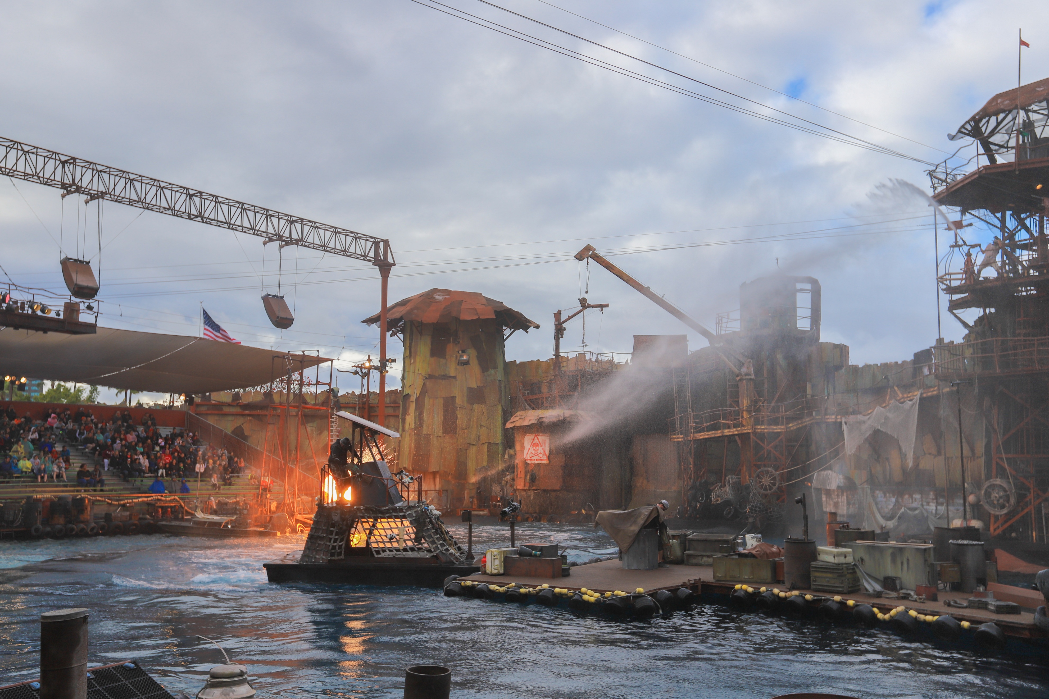 洛杉矶环球影城未来水世界完整版,未来水世界奥兰多环球影城