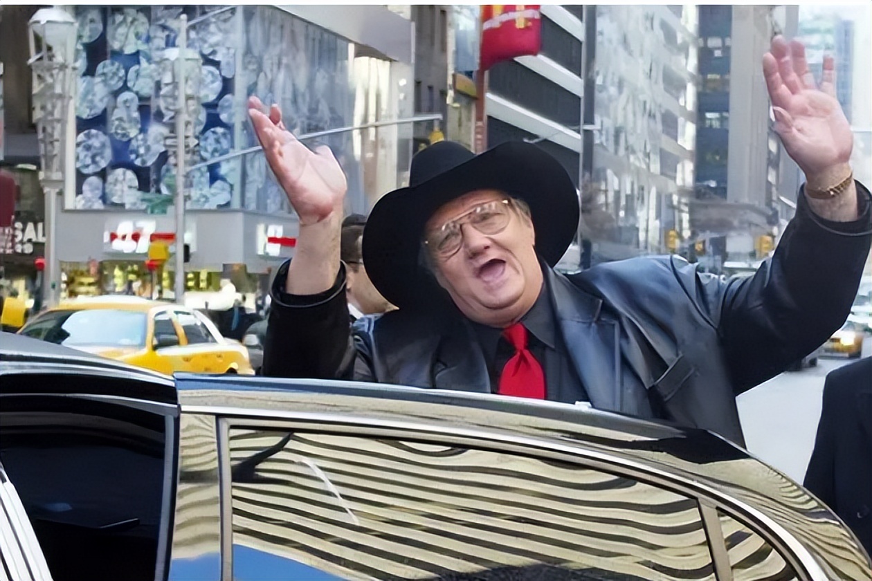 美国男子中彩票后买彩票又中奖,美国大叔买彩票中19亿巨奖