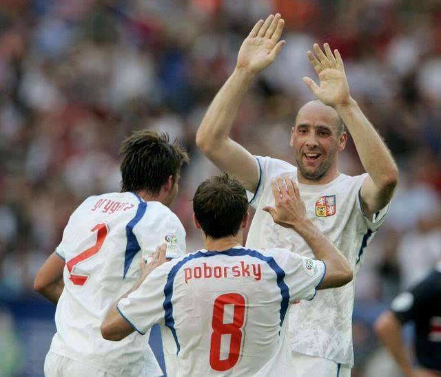 足球历史最佳阵容防守型中场,金球奖历史最佳二阵