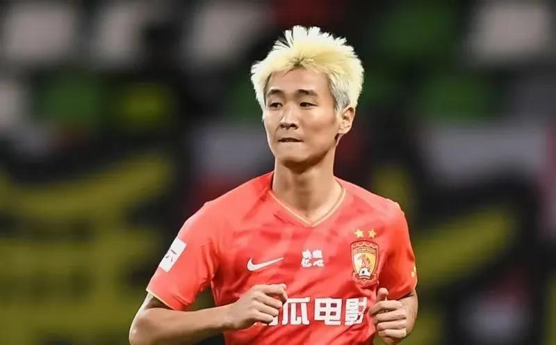 西班牙人引援巴尔加斯,西班牙签下韦世豪