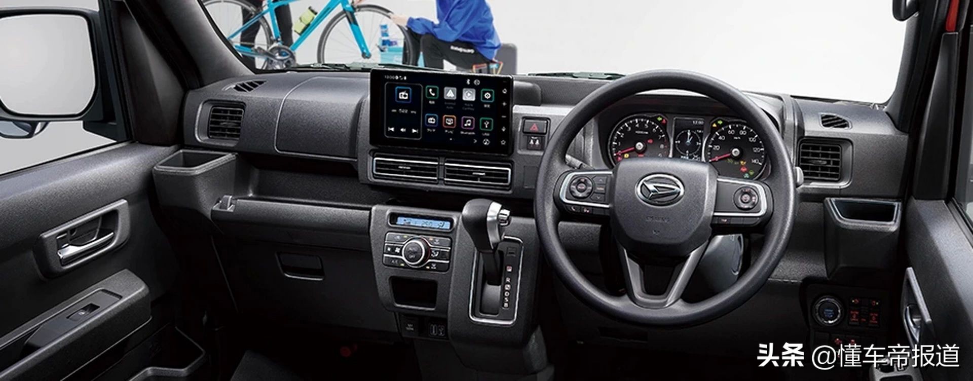 新车五菱宏光新款多少钱,新五菱宏光高配落地价多少钱