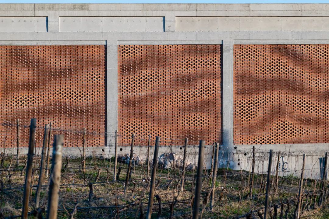 简单爱户型,红砖建筑特殊花样造型