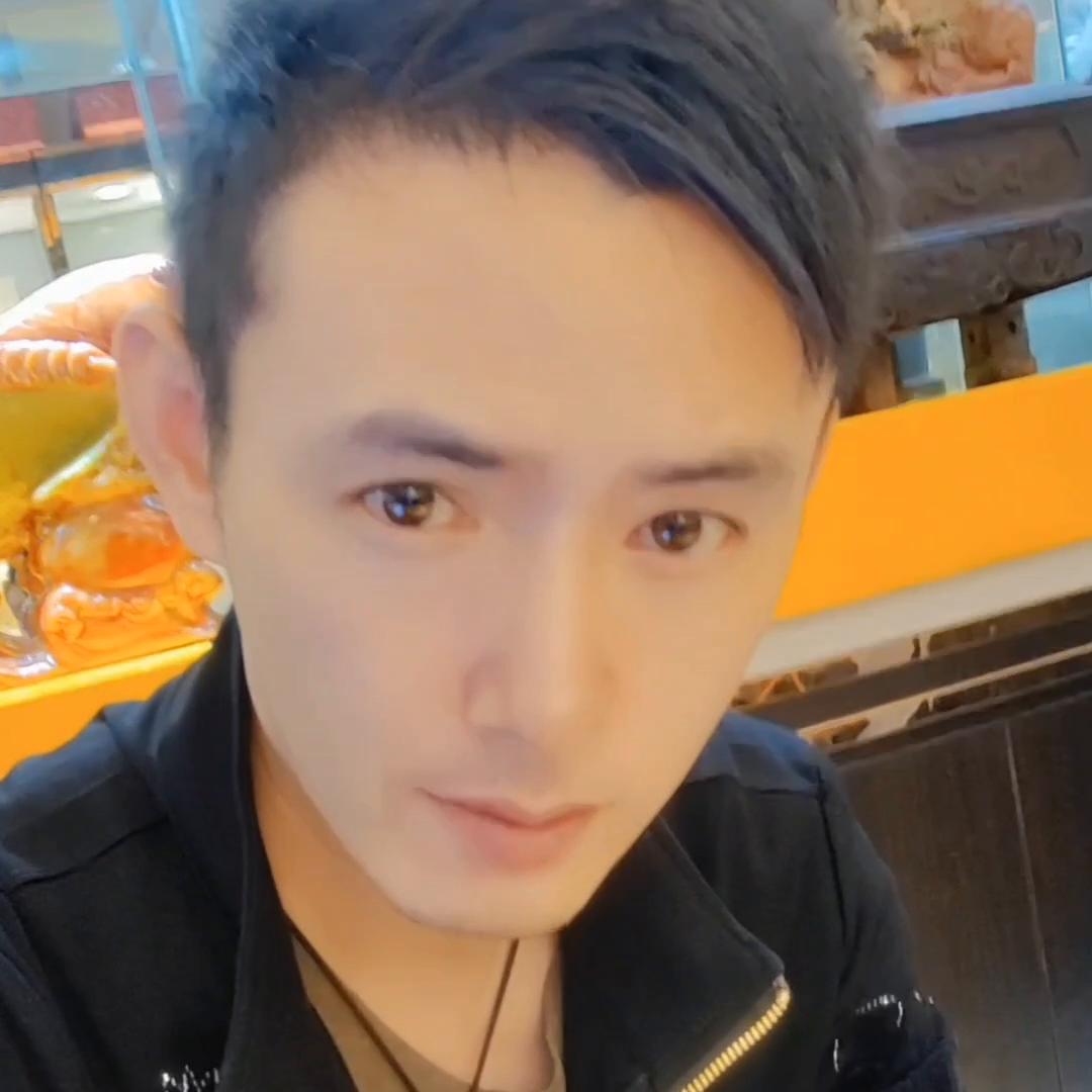 怎么才能心甘情愿让男人给你花钱,怎么愿意让男人给你花钱