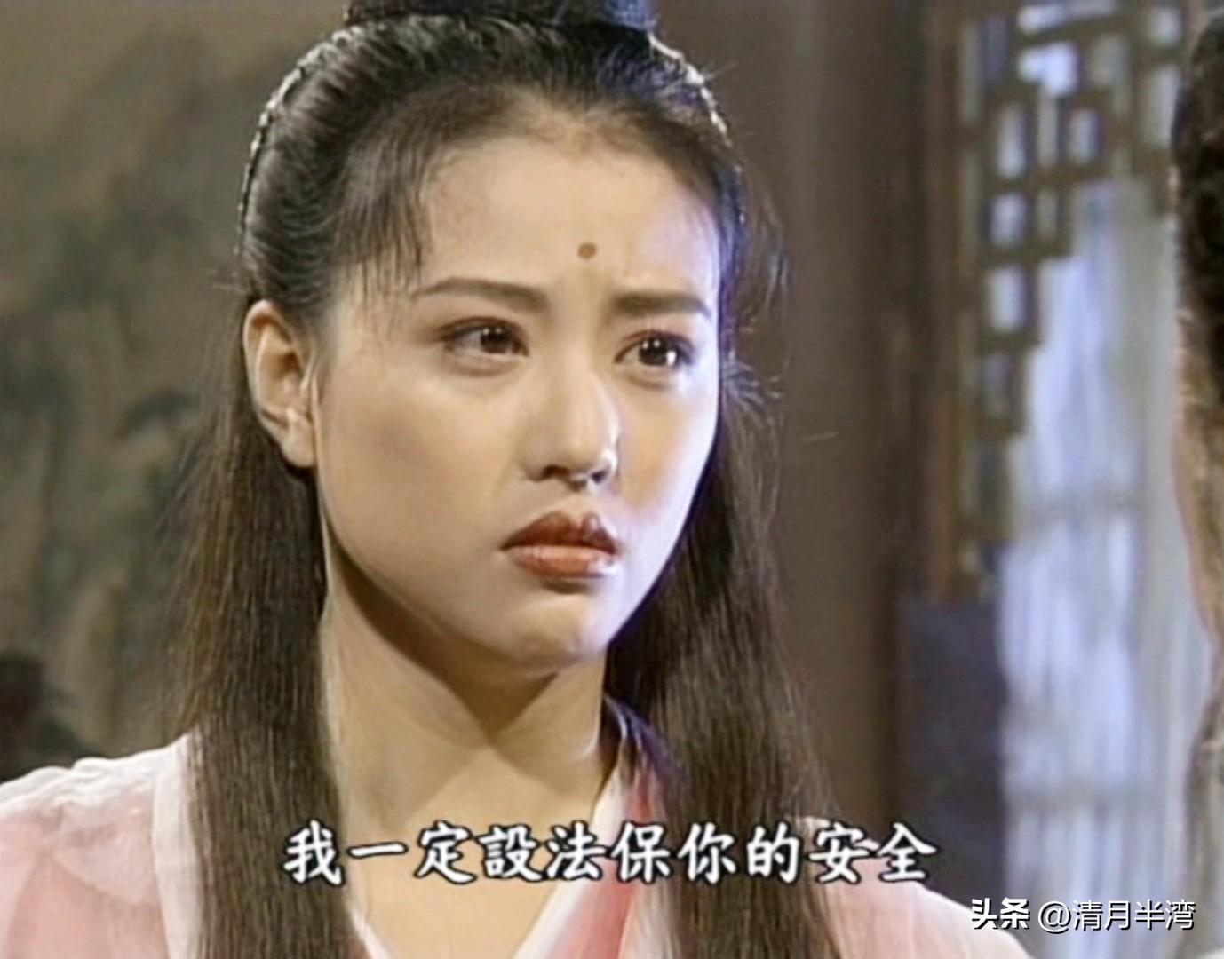 9位眉目含情“桃花眼”女星，顾盼之间皆风情，美得让人移不开眼