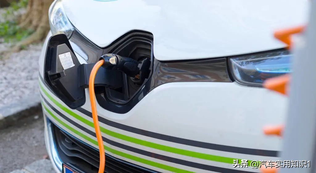 插混和增程式最省油几款车,增程车型和插混车型有什么区别